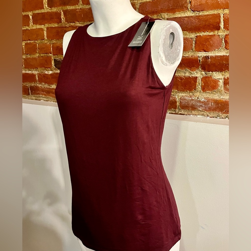 Womans I.N.C international Concepts burgundy top